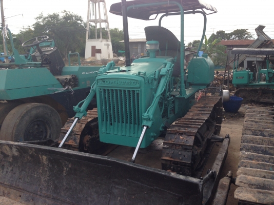 ขายแทรกเตอร์D2-3 สภาพสวย รถพร้อมใช้งาน ราคาต่อรองได้ ใบแทรกสวย ครบทุกใบ