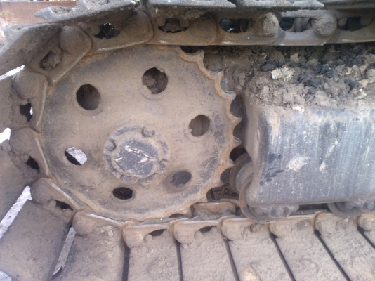 ขายด่วน komatsu 12ht เครื่องปั้มดี ตัวเดินดี ช่วงล่างเต็ม พร้อมใช้งาน ขายด่วน komatsu 12ht เครื่องปั้มดี ตัวเดินดี ช่วงล่างเต็ม พร้อมใช้งาน