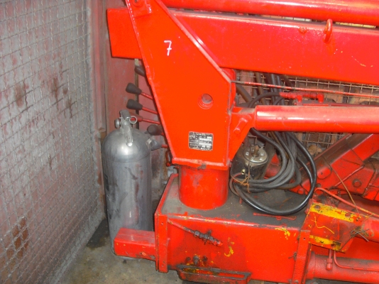 ขายเครนติดรถบรรทุกเล็กยี่ห้อ Unic ขนาด 1 ตัน