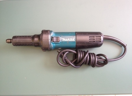 ขายเครื่องเจียรคอยาว Makita GD 0601 กำลังไฟ 400 W