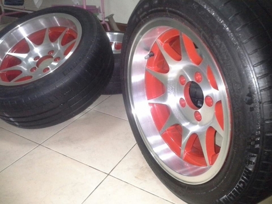 ขายแม็ก ขอบ15 5รู114.3 ET15 กว้าง 7" พร้อมยาง ขายแม็ก ขอบ15 5รู114.3 ET15 กว้าง 7" พร้อมยาง