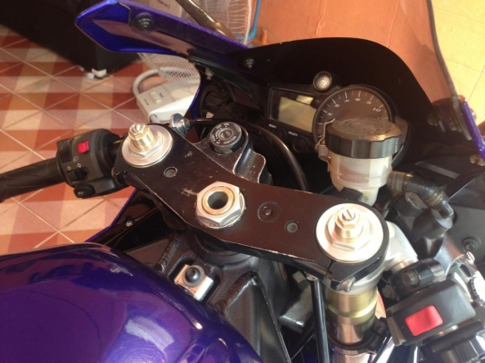 ต้ำพระราม2 ขายyamaha r1 ปี 03 อินวอยสรรพษามิตรแท้ วิ่งน้อยของแต่งแน้นๆ