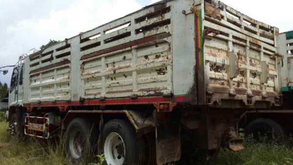 อีซูซุ เดคก้า 320 แรงม้า ปี 51