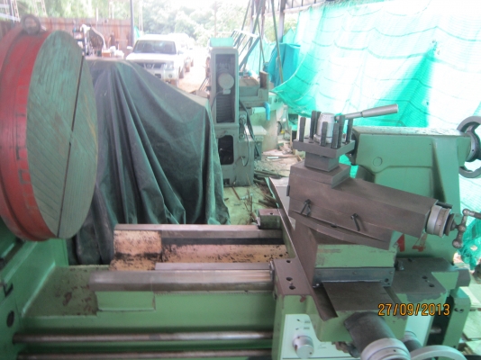 ขายเครื่องกลึงแม่พิมพ์ สภาพใหม่มากมาก สนใจติดต่อ 0897772038