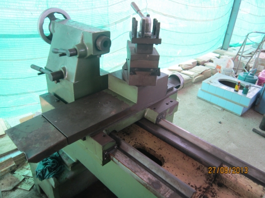 ขายเครื่องกลึงแม่พิมพ์ สภาพใหม่มากมาก สนใจติดต่อ 0897772038
