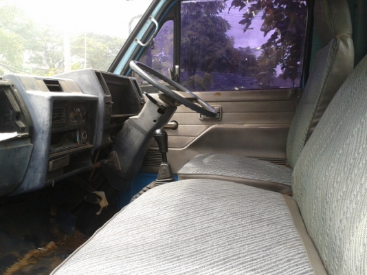 หกล้อ ISUZU 110 nkr เกียร์สั้น ปี36พร้อมใช้งาน เอกสารพร้อมโอน