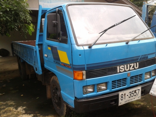 หกล้อ ISUZU 110 nkr เกียร์สั้น ปี36พร้อมใช้งาน เอกสารพร้อมโอน