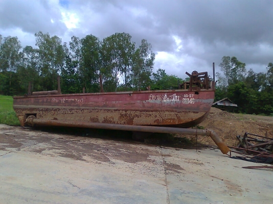 เรือดูดทราย เครื่องนิสสัน UD CW430  220 แรงม้า ปั้มดูดทราย 8 นิ้ว ดูดทรายได้แรง อย่างเต็มท่อ ๆ.มีทะเบียน.