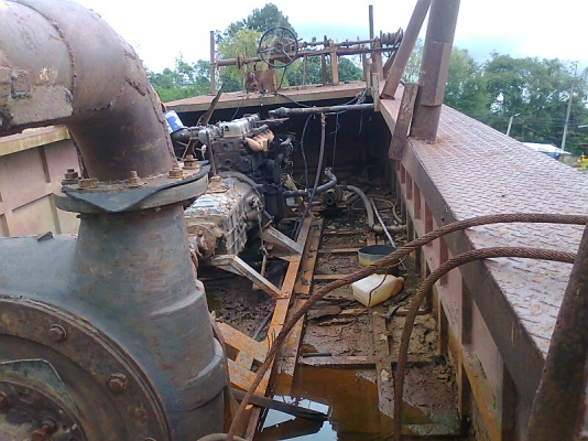 เรือดูดทราย เครื่องนิสสัน UD CW430  220 แรงม้า ปั้มดูดทราย 8 นิ้ว ดูดทรายได้แรง อย่างเต็มท่อ ๆ.มีทะเบียน.