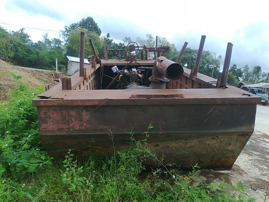 เรือดูดทราย เครื่องนิสสัน UD CW430  220 แรงม้า ปั้มดูดทราย 8 นิ้ว ดูดทรายได้แรง อย่างเต็มท่อ ๆ.มีทะเบียน.