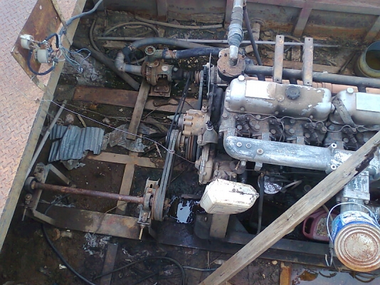 เรือดูดทราย เครื่องนิสสัน UD CW430  220 แรงม้า ปั้มดูดทราย 8 นิ้ว ดูดทรายได้แรง อย่างเต็มท่อ ๆ.มีทะเบียน.