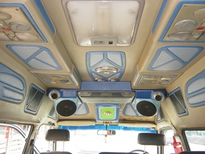 ขายรถตู้toyotaหลังคาสูงแต่งvipแล้ว