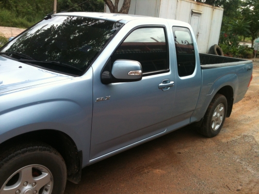 ต้องการขายdmax2.5สภาพดีพร้อมใช้งาน