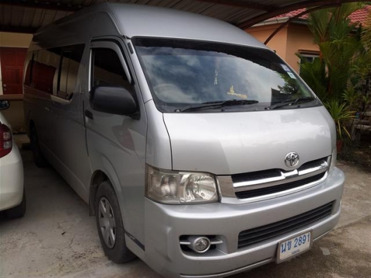 ลดราคาต้องการขายด่วนขายรถตู้พร้อมงานวิ่งรับส่งพนักงาน ลดราคาต้องการขายด่วนขายรถตู้พร้อมงานวิ่งรับส่งพนักงาน