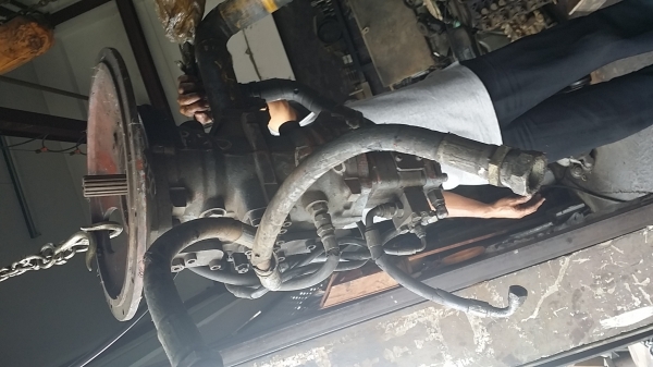 ขายปั็ม KAYABA เก่าญี่ปุ่น (PSV2-52T) ขายปั็ม KAYABA เก่าญี่ปุ่น (PSV2-52T)