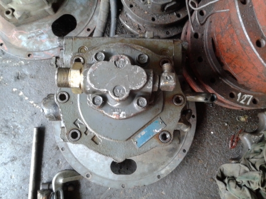 ขายปั็ม KAYABA เก่าญี่ปุ่น (PSV2-55T) ขายปั็ม KAYABA เก่าญี่ปุ่น (PSV2-55T)