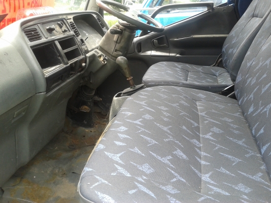 ขาย 4 ล้อกลาง เครื่อง110 แรง ขาย 4 ล้อกลาง เครื่อง110 แรง