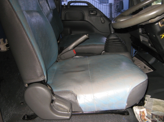 ขาย 6 ล้อ อีซูซุ NPR 130 แรง ยาว 5 ม.ปี 2005 สภาพสวยเดิมเครื่องดี พร้อมใช้งาน ชมก่อนได้ครับ สนใจติดต่อ 081-9425443