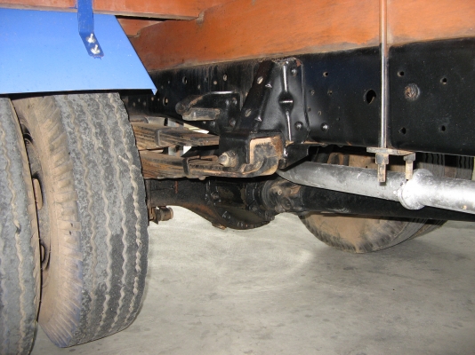 ขาย 6 ล้อ อีซูซุ NPR 130 แรง ยาว 5 ม.ปี 2005 สภาพสวยเดิมเครื่องดี พร้อมใช้งาน ชมก่อนได้ครับ สนใจติดต่อ 081-9425443