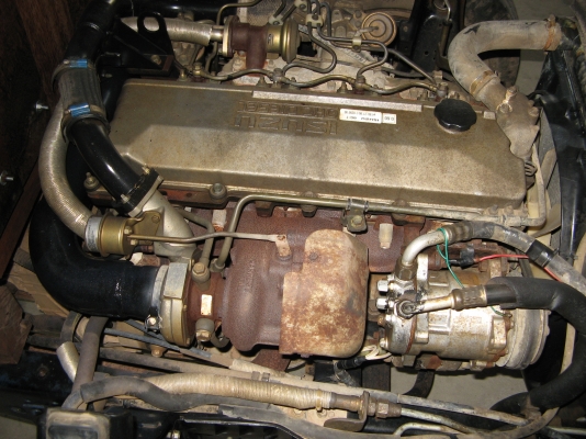 ขาย 6 ล้อ อีซูซุ NPR 130 แรง ยาว 5 ม.ปี 2005 สภาพสวยเดิมเครื่องดี พร้อมใช้งาน ชมก่อนได้ครับ สนใจติดต่อ 081-9425443