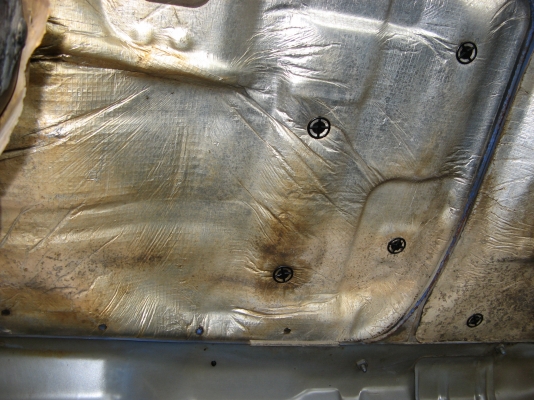 ขาย 6 ล้อ อีซูซุ NPR 130 แรง ยาว 5 ม.ปี 2005 สภาพสวยเดิมเครื่องดี พร้อมใช้งาน ชมก่อนได้ครับ สนใจติดต่อ 081-9425443