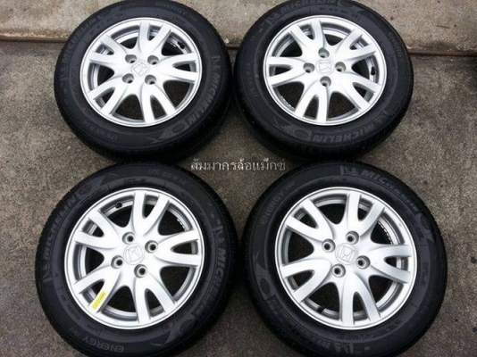 ล้อ14"Brio 4รู100 + ยาง Michelin 175/65/14 ปี13 คลีบยังอยู่