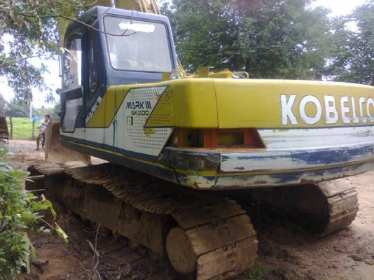 ขายKOBELCO SK 200M3 สภาพสวยพร้อมใช้ ราคาต่อรองได้ ติดต่อได้ที่คุณอ๊อฟ พิจิตร 086-737-9991
