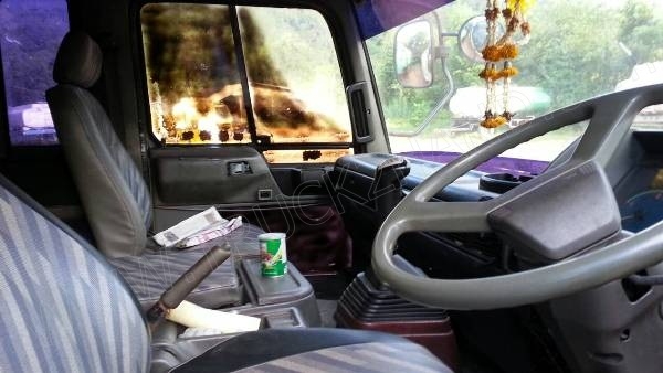 รถบรรทุก 10 ล้อหัวลาก  ยี่ห้อ ISUZU  240 แรงม้า