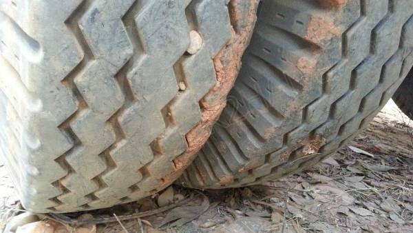 รถบรรทุก 10 ล้อหัวลาก  ยี่ห้อ ISUZU  240 แรงม้า