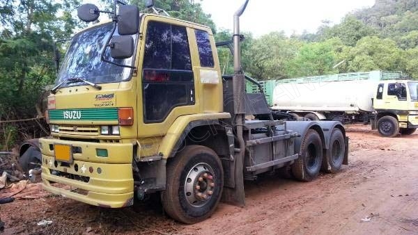 รถบรรทุก 10 ล้อหัวลาก  ยี่ห้อ ISUZU  240 แรงม้า