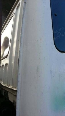 รถหัวลากบรรทุกของเหลว  ยี่ห้อ MITSUBISHI  190 แรงม้า