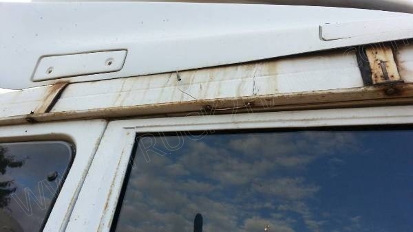 รถหัวลากบรรทุกของเหลว  ยี่ห้อ MITSUBISHI  190 แรงม้า