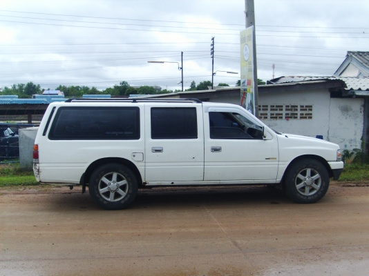 ขายรถอีซูซุ แวน TFR ฝาทอง