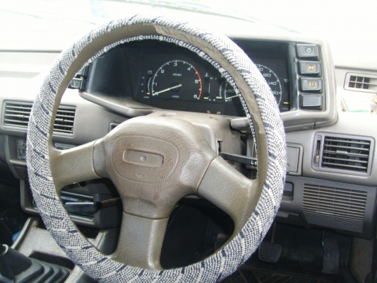 ขายรถอีซูซุ แวน TFR ฝาทอง