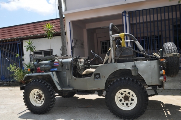 ขาย jeep mitsu j44 4*4 ขาย jeep mitsu j44 4*4