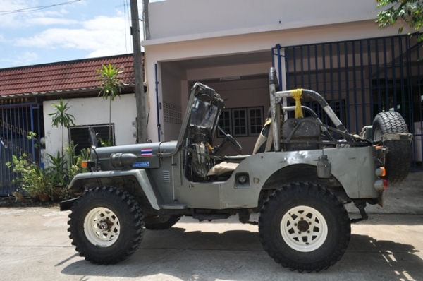 ขาย jeep mitsu j44 4*4 ขาย jeep mitsu j44 4*4