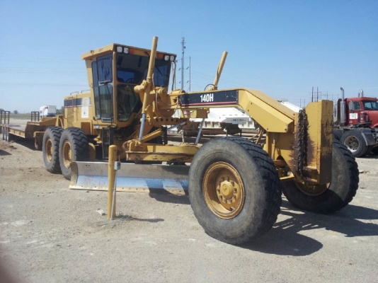 ขาย MOTOR GRADER นำเข้าจาก อเมริกา 140H
