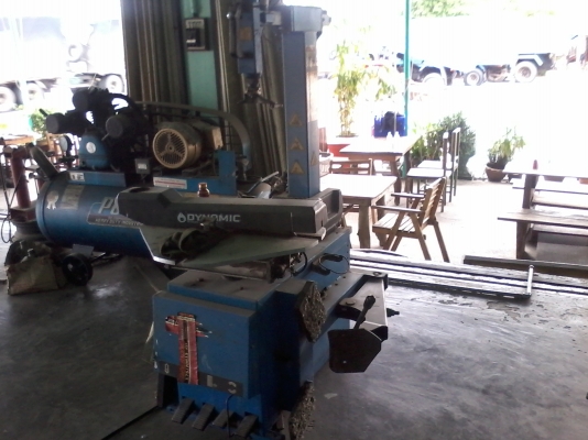 อุปกรณ์ซ่อมรถ