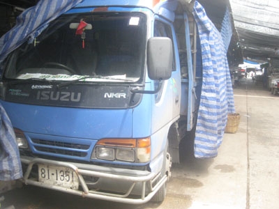 ขายหกล้อ NKR 130 ปี 43 กระบะคาร์โก คอกแป๊บ โทร 088-4501277 ขายหกล้อ NKR 130 ปี 43 กระบะคาร์โก คอกแป๊บ โทร 088-4501277