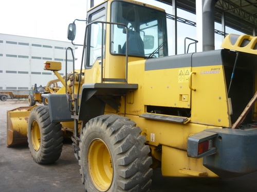 รถตักล้อยาง Komatsu WA250-3, WA300-3, WA320-6, WA350-3 สภาพเนี๊ยบ สวยไม่มีที่ติ รถตักล้อยาง Komatsu WA250-3, WA300-3, WA320-6, WA350-3 สภาพเนี๊ยบ สวยไม่มีที่ติ