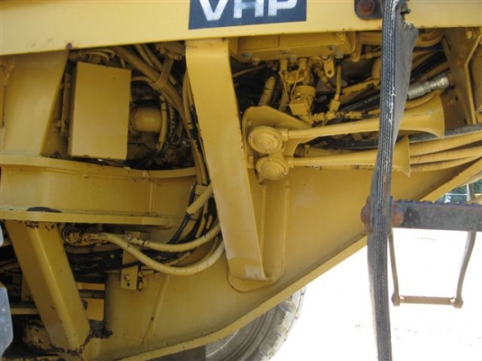 ขายรถเกรด Caterpillar 140G #72V16224 9,559 ช.ม. นำเข้าจากอเมริกา รถถึงไทยตุลาคมนี้ค่ะ ถ้าสนใจรบกวนโทร.080-656-5422 (หนิง)