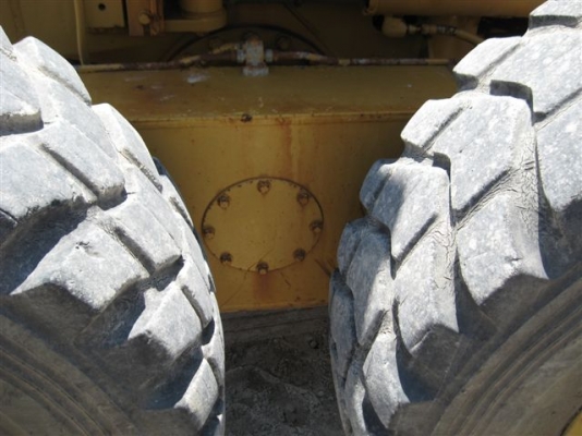 ขายรถเกรด Caterpillar 140G #72V16224 9,559 ช.ม. นำเข้าจากอเมริกา รถถึงไทยตุลาคมนี้ค่ะ ถ้าสนใจรบกวนโทร.080-656-5422 (หนิง)