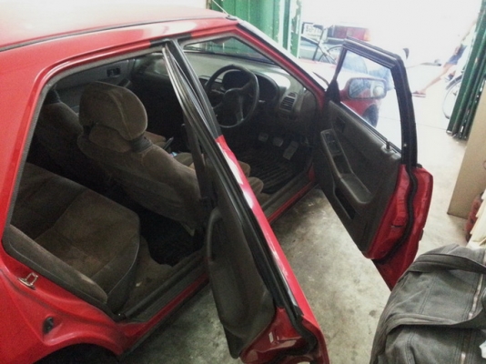 mazda 323  astina พร้อมใช้งาน เครื่อง เกียร์ ช่วงล่าง สุดยอด แน่น หนึบ