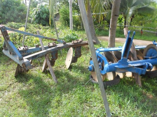 ผาล7 PT สภาพ90\%  และผาล3PT อุปกรณ์ครบ ขายรวม