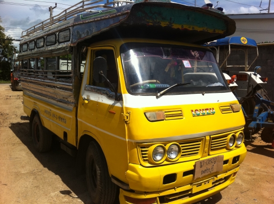 4 ล้อ ISUZU TLD 4 ล้อ ISUZU TLD