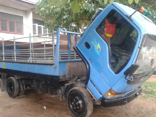 ขาย 6 ล้อ ISUZU NKR 110 แรง หัวการ์ตูน ปี 41 ดาวน์ 80000 บาท กระจกไฟฟ้า รถห้างแท้ แอร์ วิทยุ+เทป เกียร์สั้น พวงมาลัยพาวเวอร์ พร้อมใช้งานได้เลย พร้อมโอน..... ขาย 6 ล้อ ISUZU NKR 110 แรง หัวการ์ตูน ปี 41 ดาวน์ 80000 บาท กระจกไฟฟ้า รถห้างแท้ แอร์ วิทยุ+เทป เกียร์สั้น พวงมาลัยพาวเวอร์ พร้อมใช้งานได้เลย พร้อมโอน.....