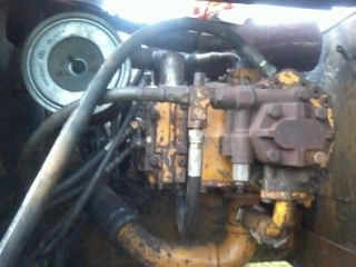 ขายรถแมคโคร KOMATSU PC230LC-3