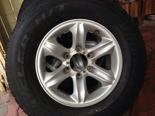 ขายล้อเล็บเหยี่ยวแท้ พร้อมยาง......... สวยๆ เชิญครับ