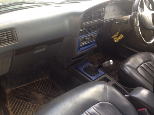 TOYOTA HILUX MIGHTY-X EXTRACAB 2.5 MT ปี 37 โปร่งหลัง เครื่องแน่นแรงดี ภายในเก๋งคอนโซลสวยครบ พวงมาลัยเพาเวอร์ ช่วงล่างแน่นดี ล้อแม็กลายสวย ยางสภาพดี 4 เส้นประมาณ 70\% พร้อมใช้งาน เอกสารทะเบียนครบพร้อมโอน ราคาต่อรองได้ครับ