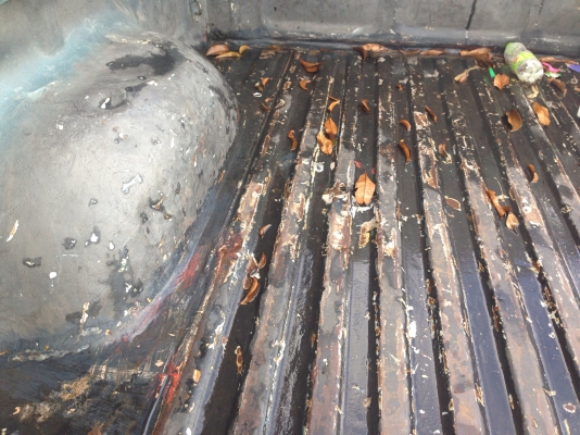 TOYOTA HILUX MIGHTY-X EXTRACAB 2.5 MT ปี 37 โปร่งหลัง เครื่องแน่นแรงดี ภายในเก๋งคอนโซลสวยครบ พวงมาลัยเพาเวอร์ ช่วงล่างแน่นดี ล้อแม็กลายสวย ยางสภาพดี 4 เส้นประมาณ 70\% พร้อมใช้งาน เอกสารทะเบียนครบพร้อมโอน ราคาต่อรองได้ครับ